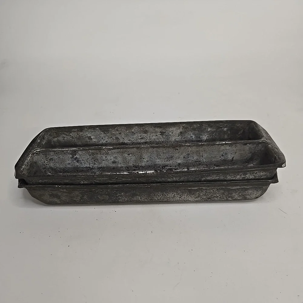 Vintage ALUMINUM ICE‎ CUBE TRAY -  Easy Out